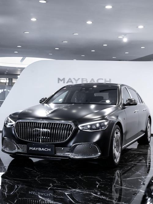 深圳68岚图汽车的售后服务让用户无忧出行，迈巴赫未来的豪华车趋势